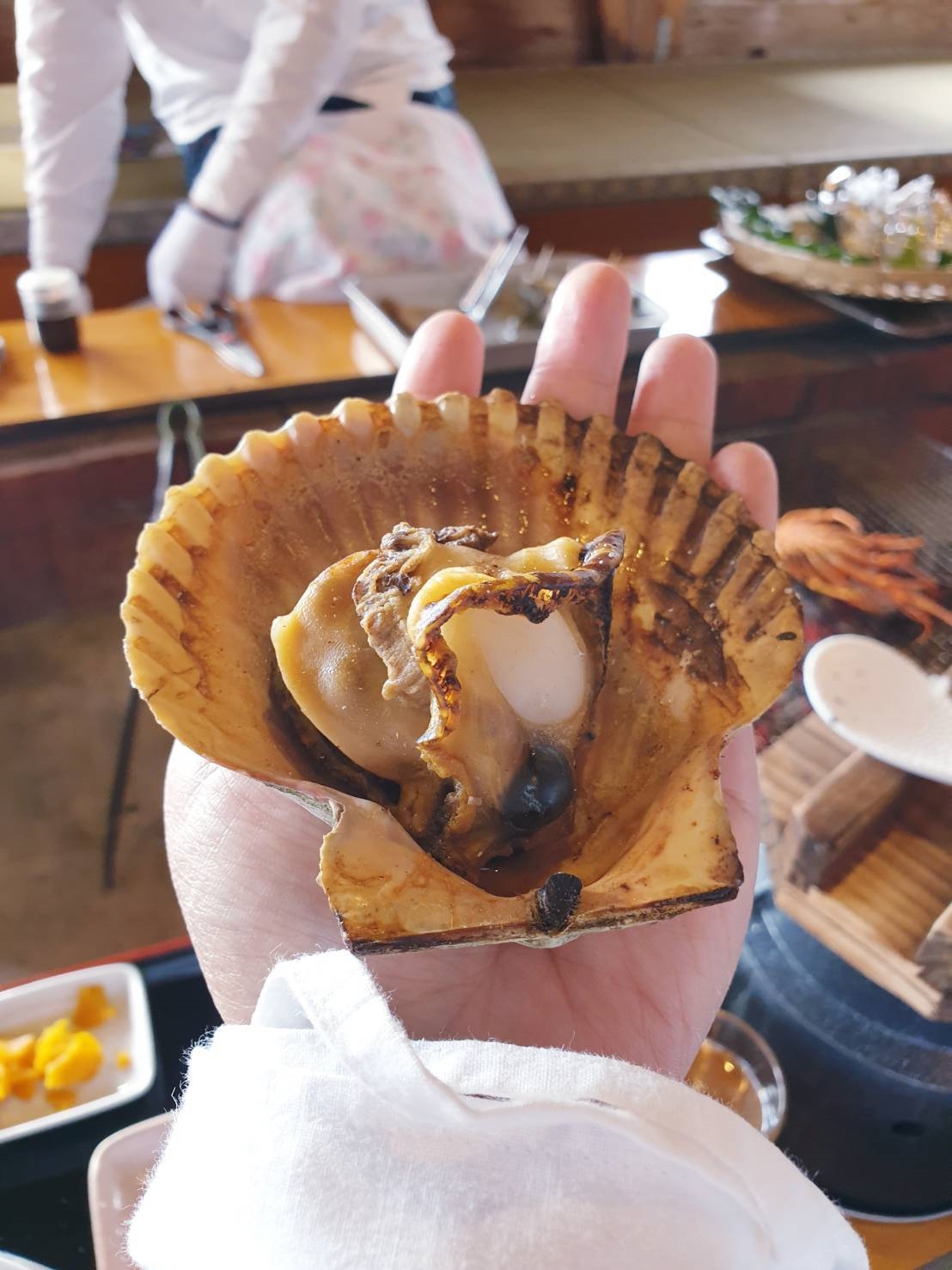 14. Ama Hut Satoumia 200213 0003